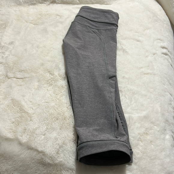 Lululemon Crop Leggings- Chase Me - Picture 6 of 8